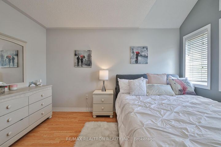 Photo 27 at 55 Stookes Crescent, Jefferson, Richmond Hill