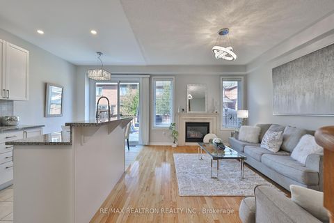 Photo 8 at 55 Stookes Crescent, Jefferson, Richmond Hill