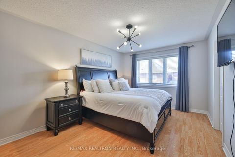Photo 21 at 55 Stookes Crescent, Jefferson, Richmond Hill