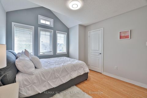 Photo 28 at 55 Stookes Crescent, Jefferson, Richmond Hill