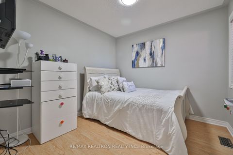 Photo 29 at 55 Stookes Crescent, Jefferson, Richmond Hill