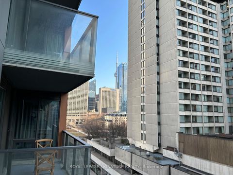 Photo 9 at 915 - 111 Elizabeth Street, Bay Street Corridor, Toronto