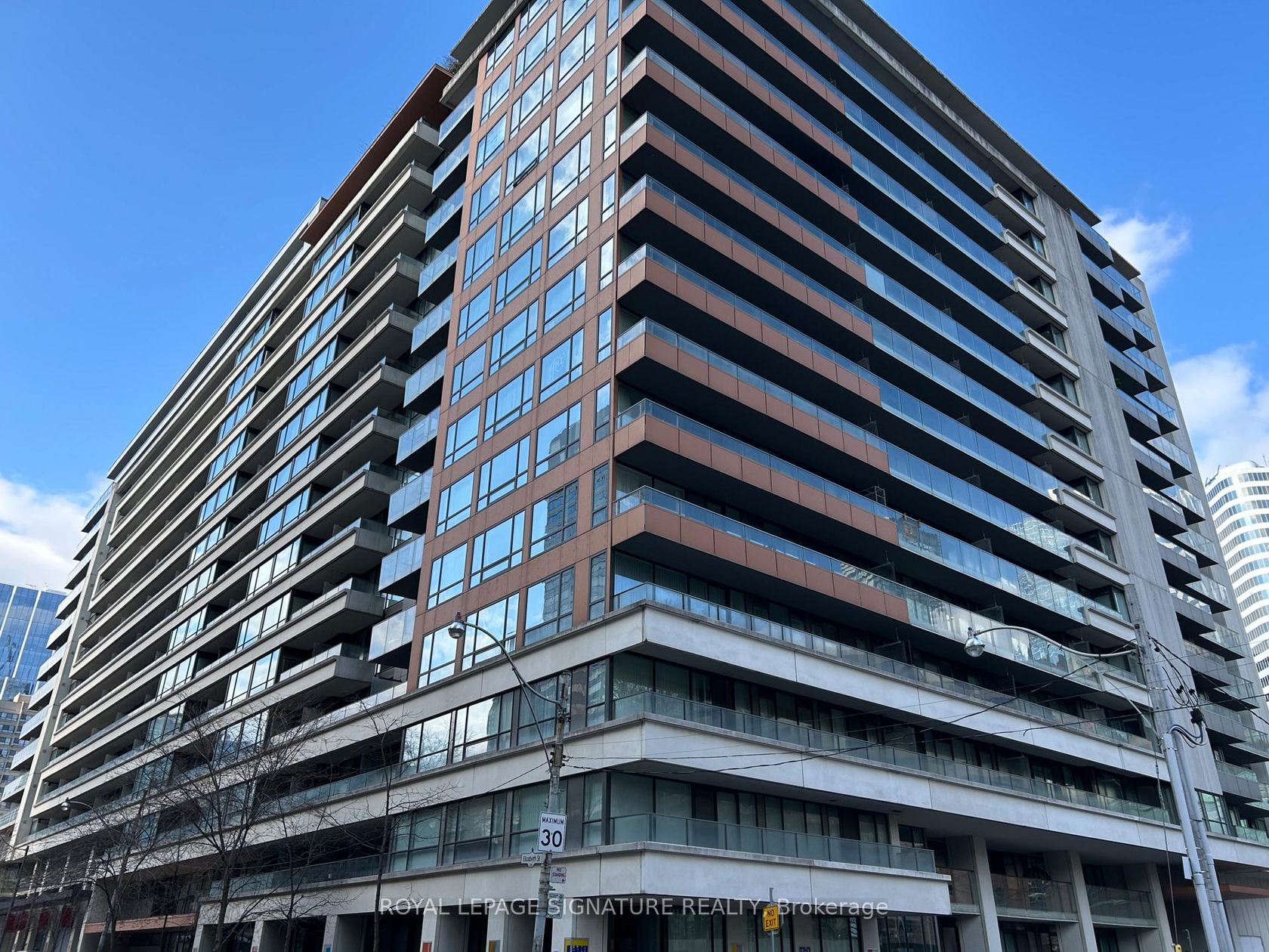 915 - 111 Elizabeth Street, Bay Street Corridor, Toronto 
