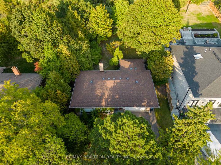 Photo 3 at 120 Laurentide Drive, Donalda, Toronto
