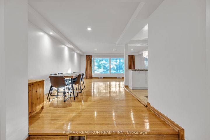 Photo 19 at 120 Laurentide Drive, Donalda, Toronto