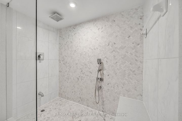Photo 29 at 120 Laurentide Drive, Donalda, Toronto