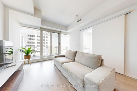 Photo 12 at 3312 - 1 Bloor Street E, Yonge Corridor, Toronto