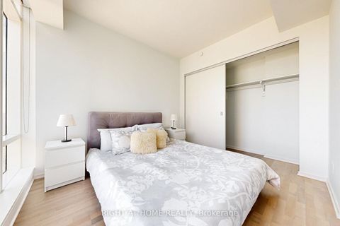 Photo 19 at 3312 - 1 Bloor Street E, Yonge Corridor, Toronto