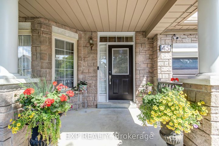 Photo 3 at 45 Marbleseed Crescent, Wellington, Brampton