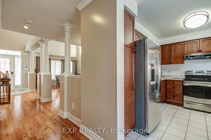 Photo 22 at 45 Marbleseed Crescent, Wellington, Brampton