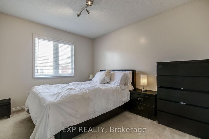 Photo 28 at 45 Marbleseed Crescent, Wellington, Brampton
