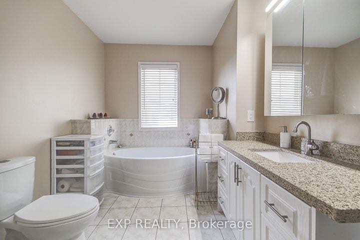 Photo 30 at 45 Marbleseed Crescent, Wellington, Brampton