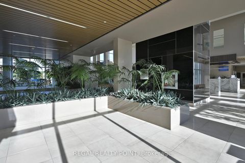 Photo 3 at 708 - 9608 Yonge Street, North Richvale, Richmond Hill