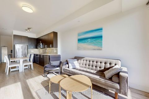 Photo 9 at 708 - 9608 Yonge Street, North Richvale, Richmond Hill