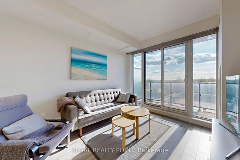 Photo 10 at 708 - 9608 Yonge Street, North Richvale, Richmond Hill