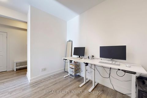 Photo 13 at 708 - 9608 Yonge Street, North Richvale, Richmond Hill