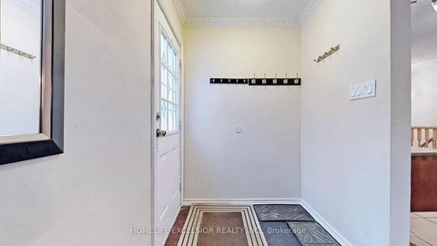 Photo 24 at 249 Palmer Avenue, Harding, Richmond Hill