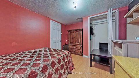 Photo 29 at 249 Palmer Avenue, Harding, Richmond Hill
