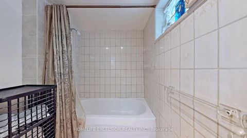 Photo 33 at 249 Palmer Avenue, Harding, Richmond Hill