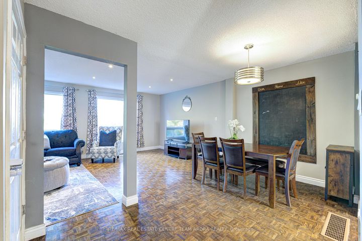 Photo 3 at 81 - 2050 Upper Middle Road, Brant Hills, Burlington