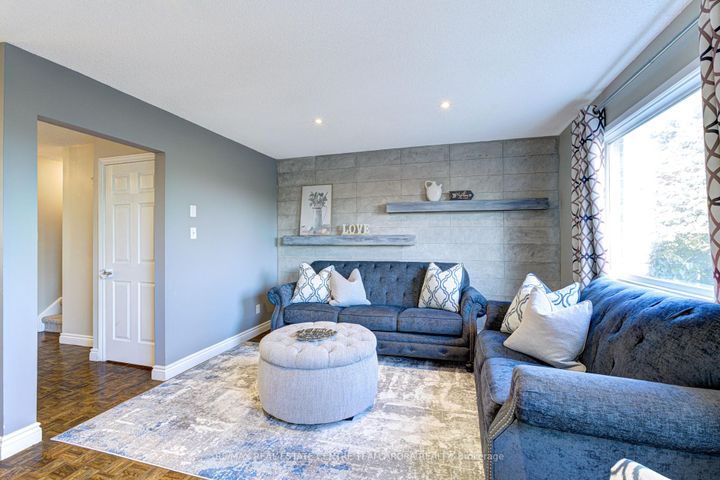 Photo 10 at 81 - 2050 Upper Middle Road, Brant Hills, Burlington