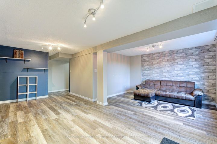Photo 25 at 81 - 2050 Upper Middle Road, Brant Hills, Burlington