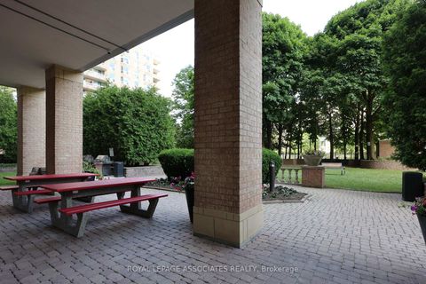 Photo 15 at 208 - 21 Overlea Boulevard, Thorncliffe Park, Toronto