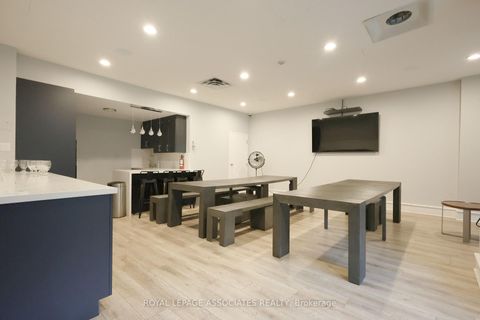 Photo 17 at 208 - 21 Overlea Boulevard, Thorncliffe Park, Toronto