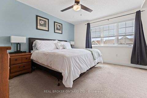 Photo 13 at 89 Bentley Crescent, 400 West, Barrie