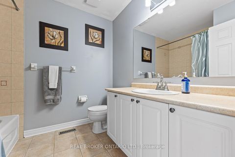 Photo 15 at 89 Bentley Crescent, 400 West, Barrie