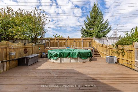 Photo 25 at 89 Bentley Crescent, 400 West, Barrie