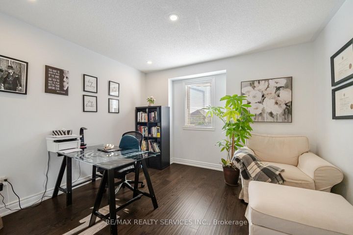 Photo 23 at 5749 Greensboro Drive, Central Erin Mills, Mississauga