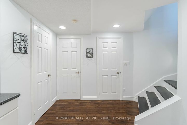 Photo 28 at 5749 Greensboro Drive, Central Erin Mills, Mississauga