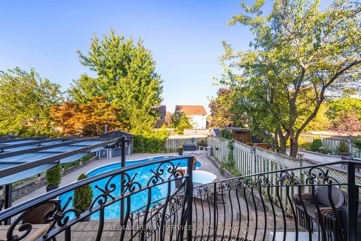 Photo 39 at 5749 Greensboro Drive, Central Erin Mills, Mississauga