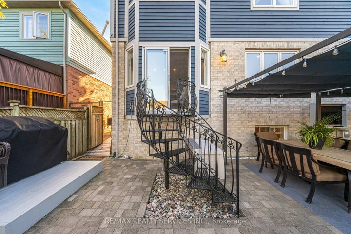 Photo 40 at 5749 Greensboro Drive, Central Erin Mills, Mississauga