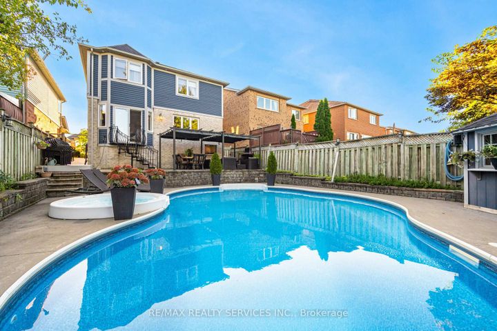 Photo 48 at 5749 Greensboro Drive, Central Erin Mills, Mississauga