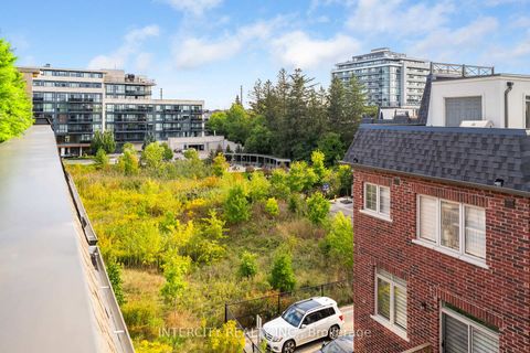 Photo 25 at 94 Glazebrook Drive, East Woodbridge, Vaughan