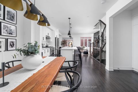 Photo 26 at 94 Glazebrook Drive, East Woodbridge, Vaughan
