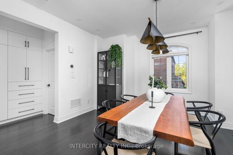 Photo 27 at 94 Glazebrook Drive, East Woodbridge, Vaughan