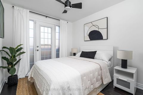 Photo 34 at 94 Glazebrook Drive, East Woodbridge, Vaughan