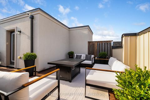 Photo 44 at 94 Glazebrook Drive, East Woodbridge, Vaughan