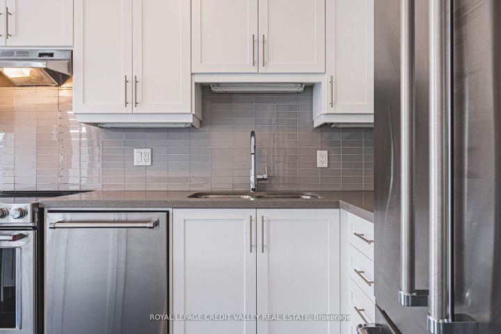 Photo 11 at 116 - 256 Royal York Road E, Mimico, Toronto