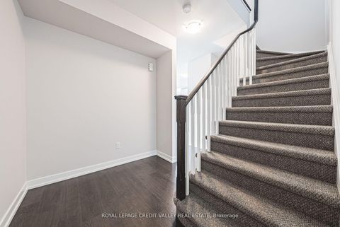 Photo 2 at 116 - 256 Royal York Road E, Mimico, Toronto