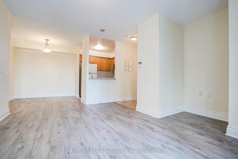 Photo 8 at 313 - 21 Hillcrest Avenue, Willowdale East, Toronto
