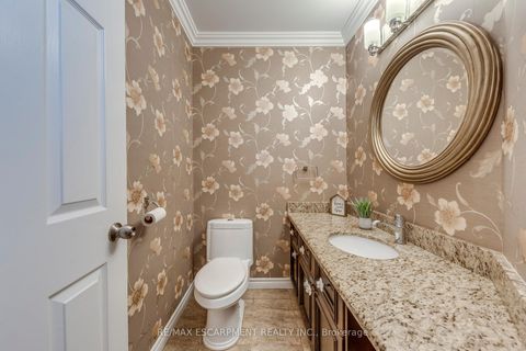 Photo 21 at 1246 Saddler Circle, GA Glen Abbey, Oakville
