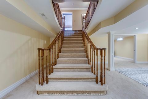 Photo 37 at 1246 Saddler Circle, GA Glen Abbey, Oakville