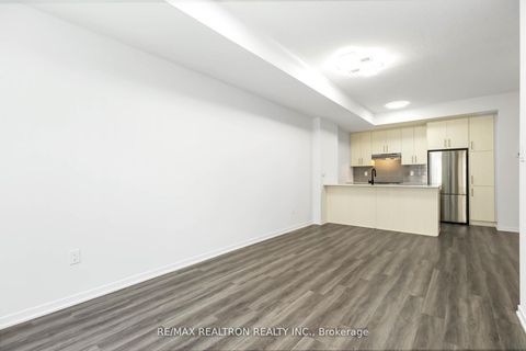 Photo 13 at 89 - 20 William Jackson Way, New Toronto, Toronto