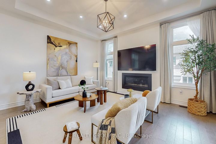 Photo 3 at 285 Beaverbrae Drive, Victoria Square, Markham