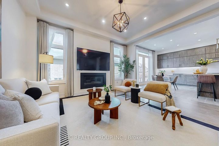 Photo 7 at 285 Beaverbrae Drive, Victoria Square, Markham