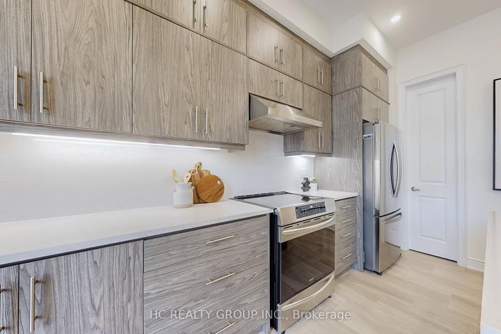 Photo 14 at 285 Beaverbrae Drive, Victoria Square, Markham